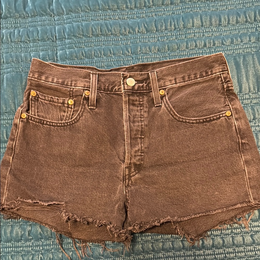 Levis cut off shorts
